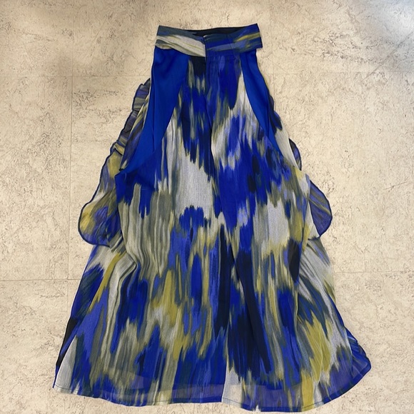 vintage ruffle mock neck top - Picture 2 of 2